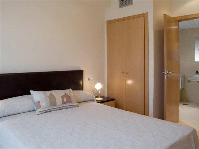 Apartahotel Marina Rey II L'Île-Rousse Oda fotoğraf